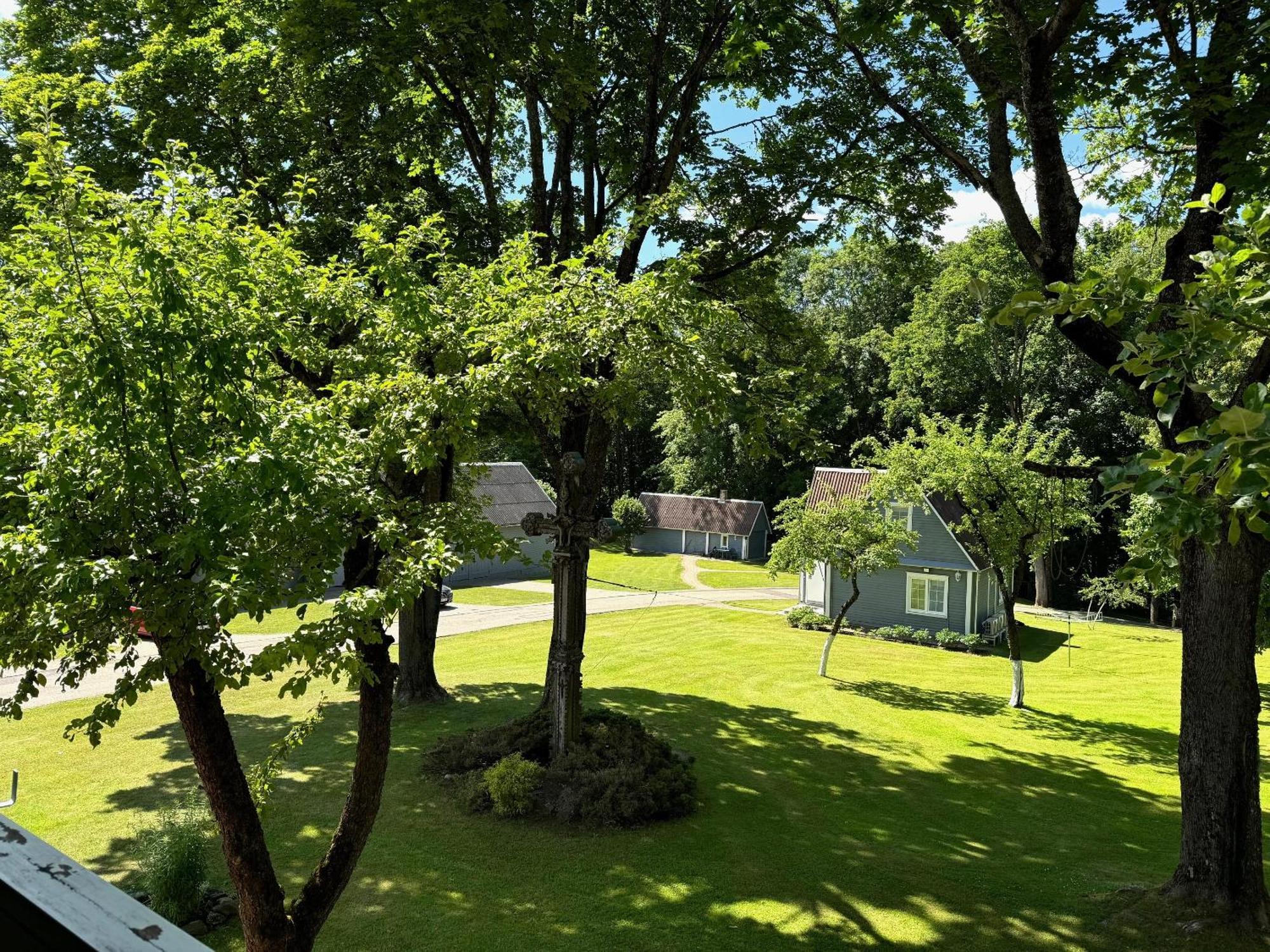 Maple House - Sodyba Tarp Klevu ウテナ エクステリア 写真